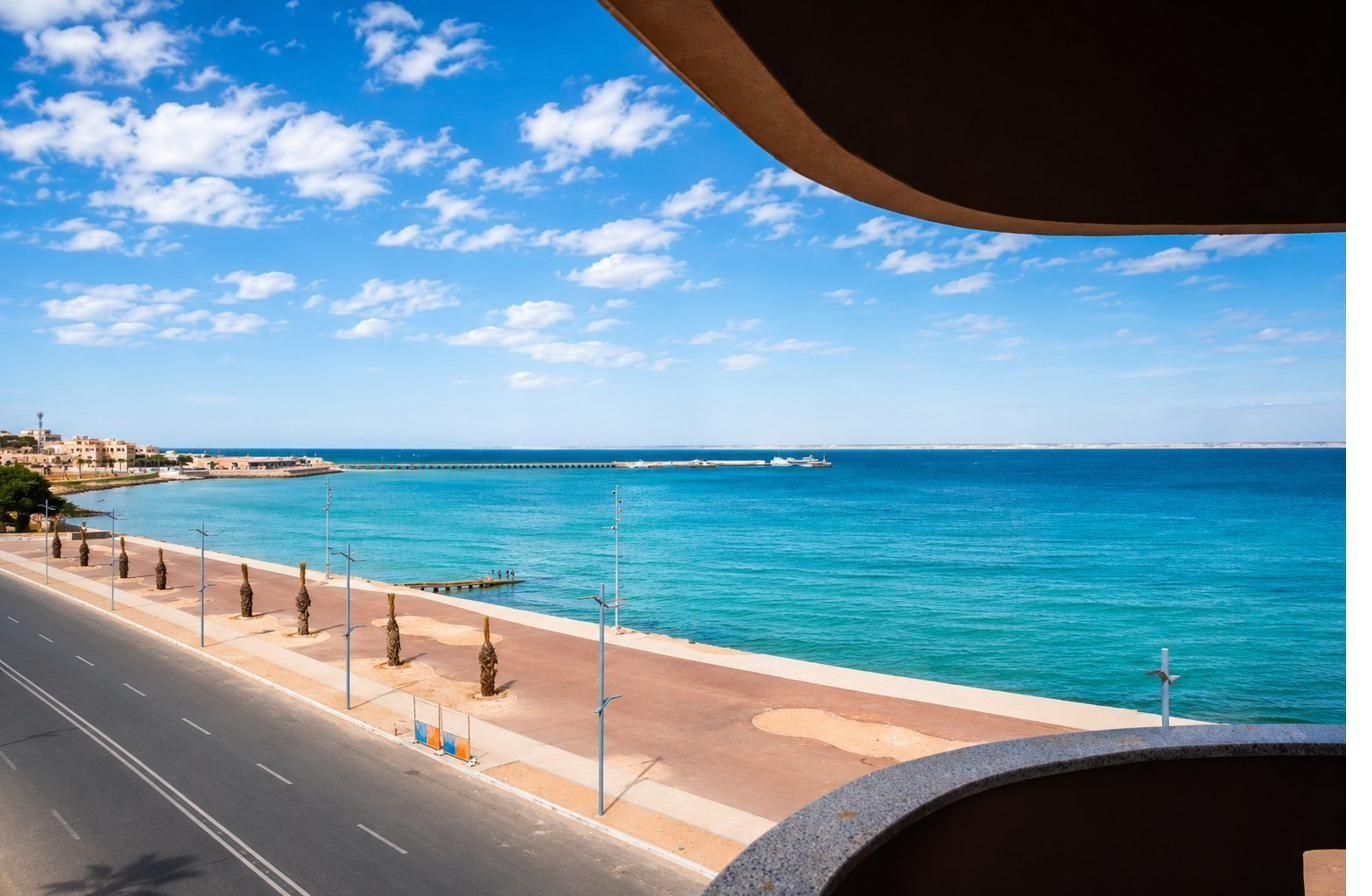 Vue sur la baie de Dakhla depuis une chambre de l'hôtel